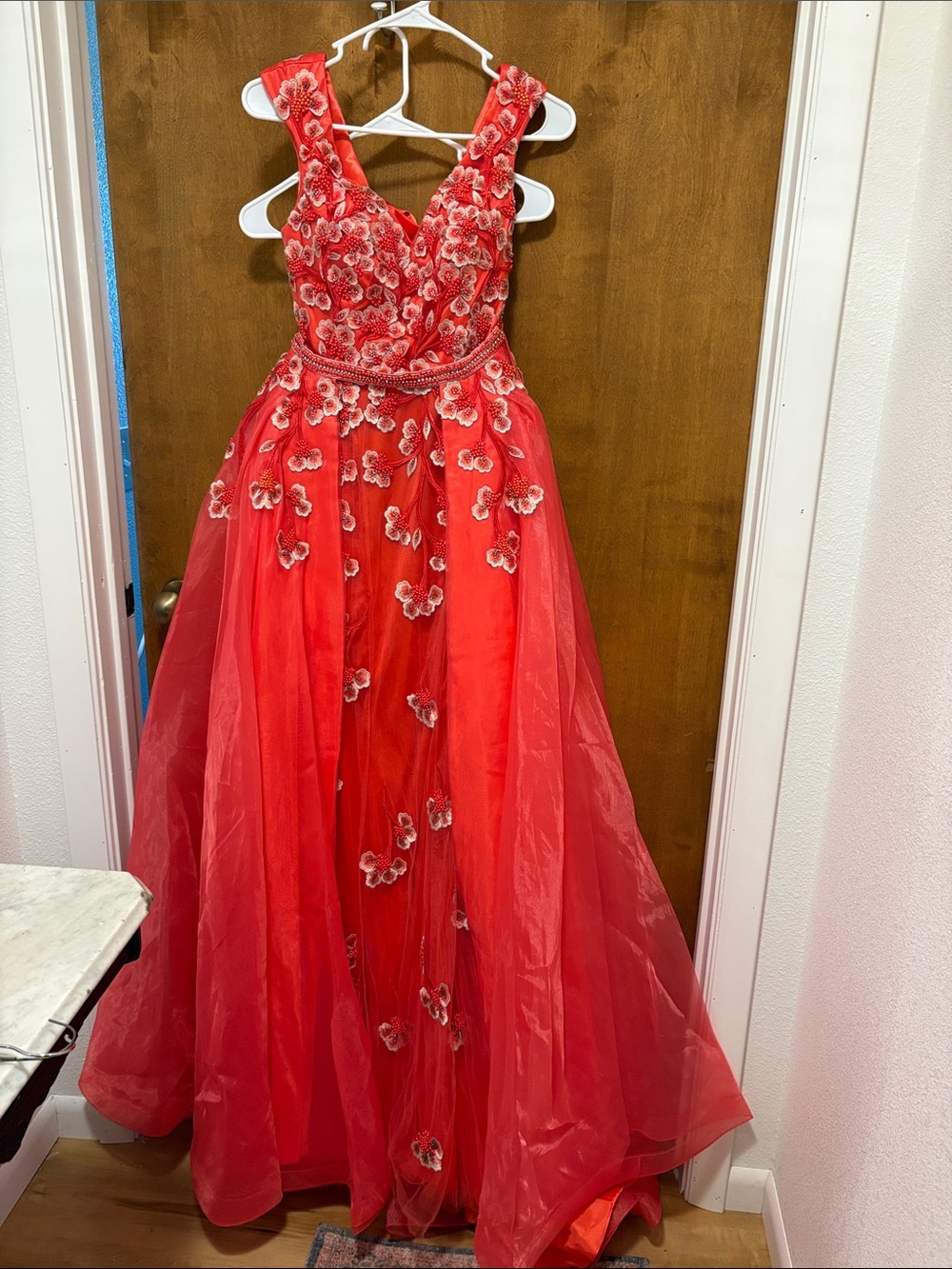 Red Floral Appliqué Tulle Prom Dress